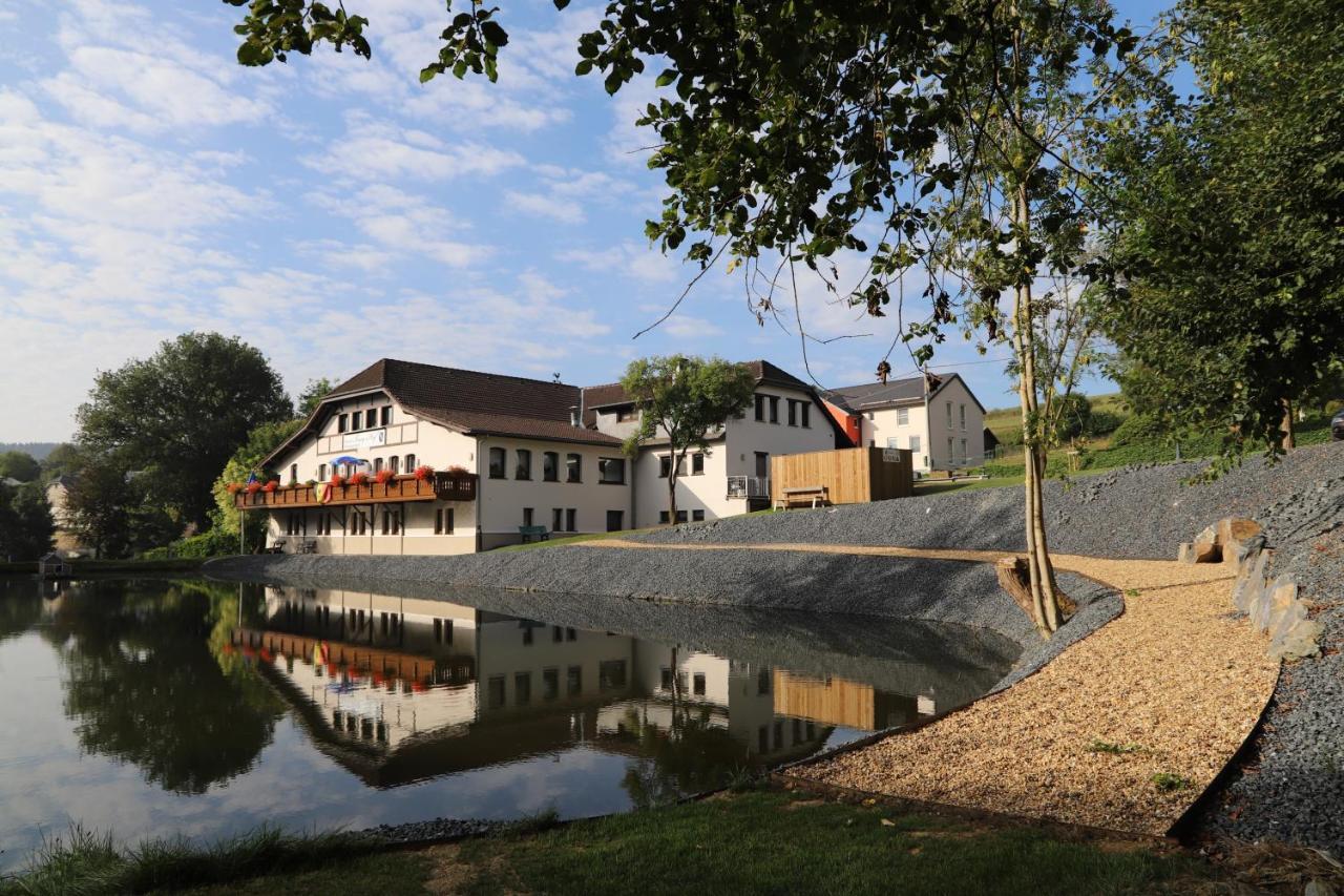 Hotel Burg Hof Exterior photo